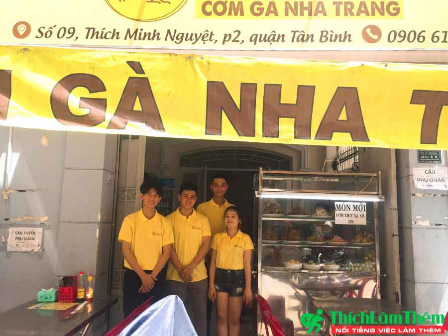 Tuyển nhân viên phục vụ, phụ bếp – Quán Cơm Gà Nha Trang 2 Chị Em Tuyển nhân viên phục vụ, phụ bếp – Quán Cơm Gà Nha Trang 2 Chị Em