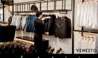 Tuyển nhân viên bán hàng – Cửa hàng Venesto Tuyển nhân viên bán hàng – Cửa hàng Venesto