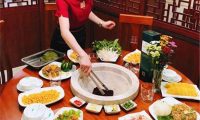 Tuyển nhân viên phục vụ bao ăn ở – Nhà hàng lẩu hơi Lam Huyền Tuyển nhân viên phục vụ bao ăn ở – Nhà hàng lẩu hơi Lam Huyền