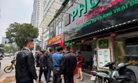 Tuyển nhân viên phục vụ bàn – bao ăn ở Tuyển nhân viên phục vụ bàn – bao ăn ở