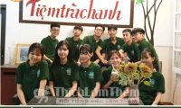 Tuyển nhân viên phục vụ, thu ngân, pha chế, rán đồ, tổng xe – Cửa hàng trà chanh Bụi Phố Tuyển nhân viên phục vụ, thu ngân, pha chế, rán đồ, tổng xe – Cửa hàng trà chanh Bụi Phố