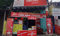 Tuyển nhân viên bán cơm nắm tại cổng trường