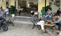 Tuyển nữ phục vụ ca sáng tại quán cà phê Tuyển nữ phục vụ ca sáng tại quán cà phê